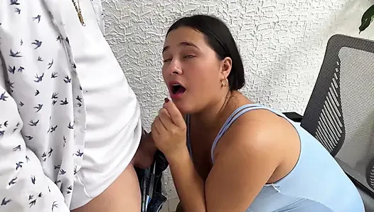 Echter selbstgedrehter sex mit meiner besten freundin meiner fetten latina, während sie allein zu hause ist