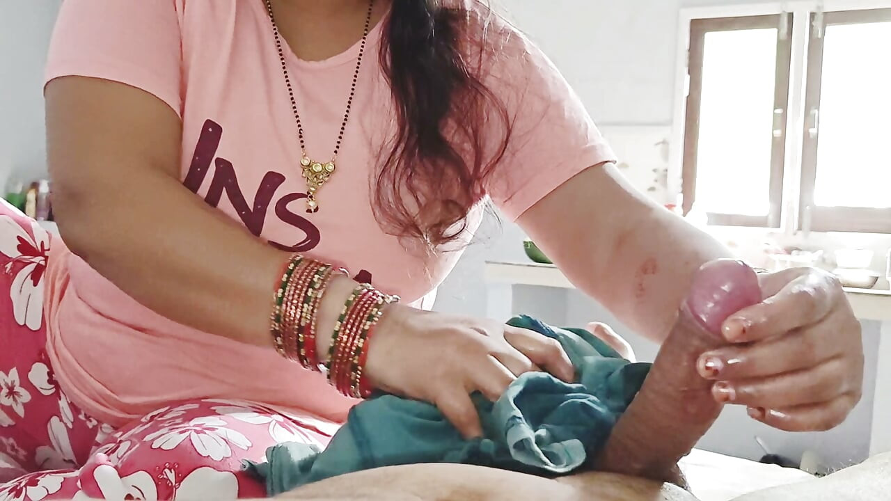 Oiling Dick Handjob Cum Inside Pusssy