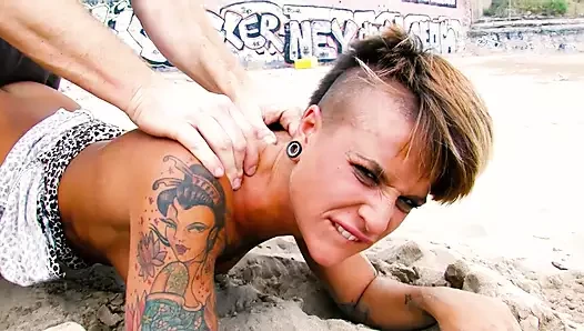 Fucking short haired blonde mom