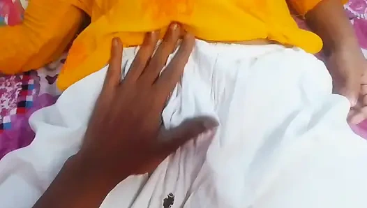 Stiefschwester fickt meinen frischen verstand