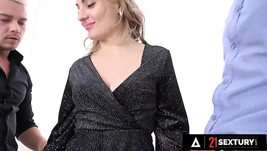 21 sextury - azgın caty kiss iki yarakla çifte sikiliyor