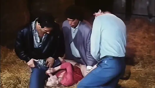 Pelacur itu sangat provokatif