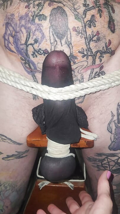 Goode Girl Nylon and Ballbusting