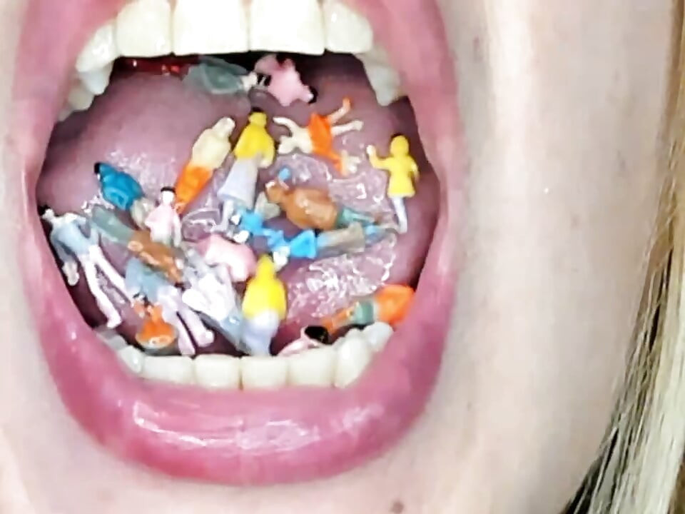Endoscopy!! Giantess Swallowed a 25 Members at Same Time
