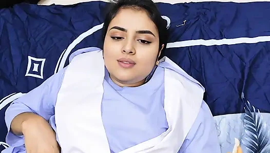 Hintli bangla öğrenci öğretmeniyle romantik sikiş videosu.