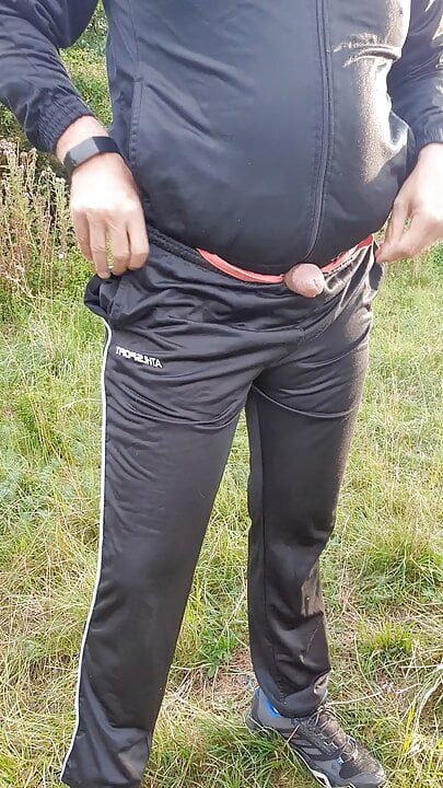 Outdoor jerk
