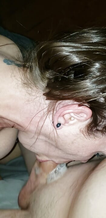 Sexy Slut Gives Sloppy Blowjob