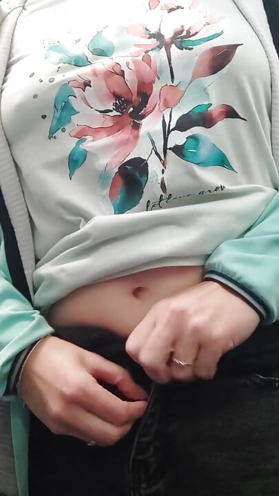 Très risqué de mon pipi dans l’avion
