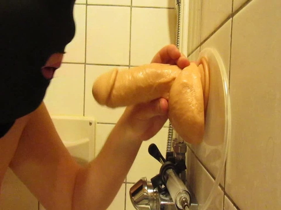 Dildosucker