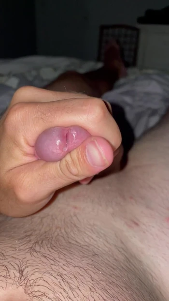 Straight guy masturbation with precum