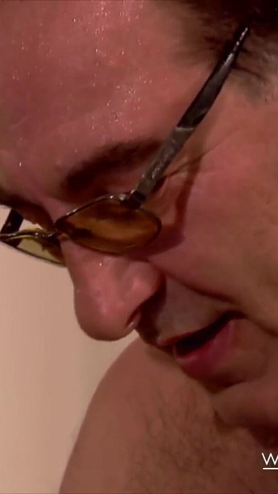 Memorable moment from "OPA FICKT SEINE STIEFENKELIN"