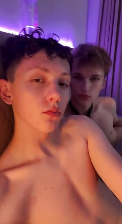 Video TwinksNextDoor