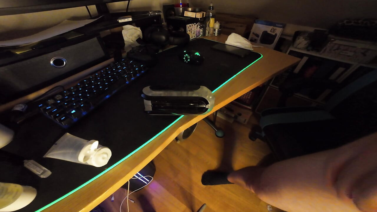 Edging and Dirtytalking to my fucktoy (livestream sequence)