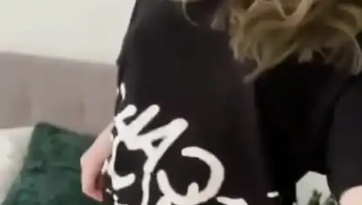 zxlecya zum ersten mal vor der kamera
