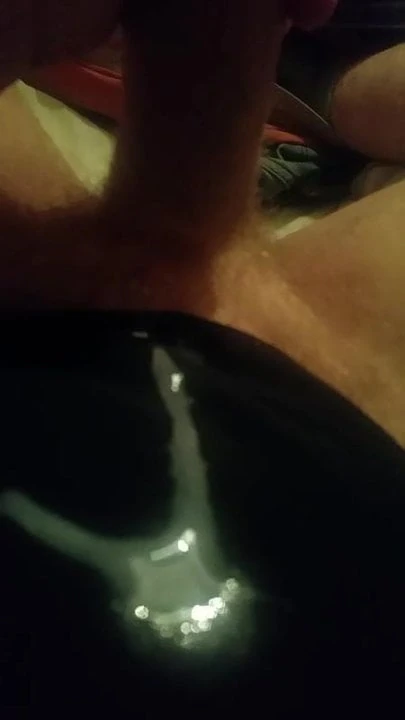 Me cumming again huge high spurts