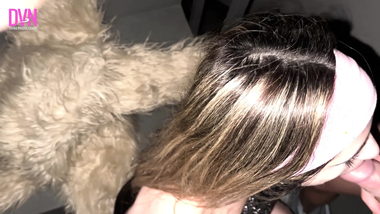 Argentine Youtuber Sucks Two Strangers’ Cocks in an Elevator During a Party