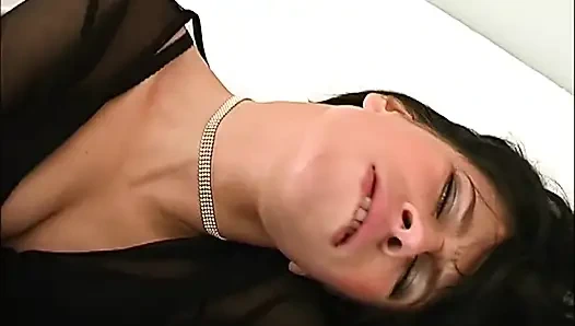 Enema dokter ngentot cewek jalang seksi di rumah sakit - liter enema panas