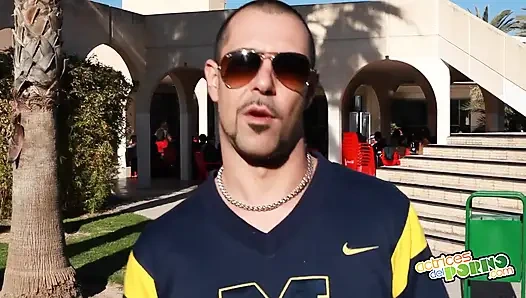 Mahasiswa Universitas: Mara López