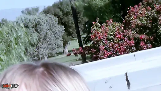 Bill bailey und nicole ray: Blondes schätzchen nimmt großen schwanz