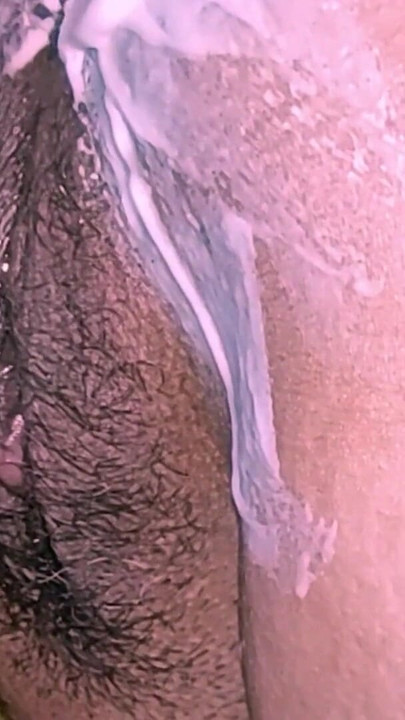 Brijam pičku svoje devojke i anus | Klip 1