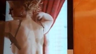 Cum on Nicole Kidman ass