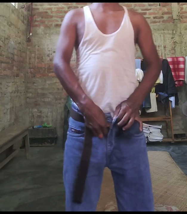 Indiana Assamese, vila gay quente garoto nu vídeos se torna viral
