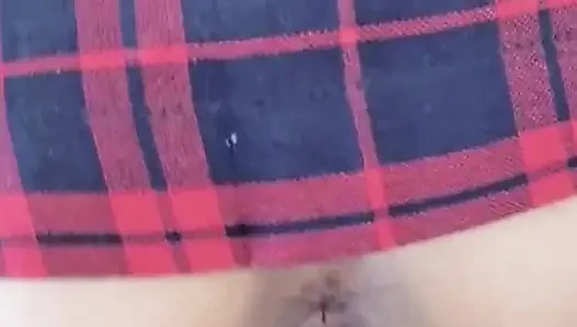 Ayah tiri ngajarin cara ngentot memek aduhai sama kontol raksasa ini.