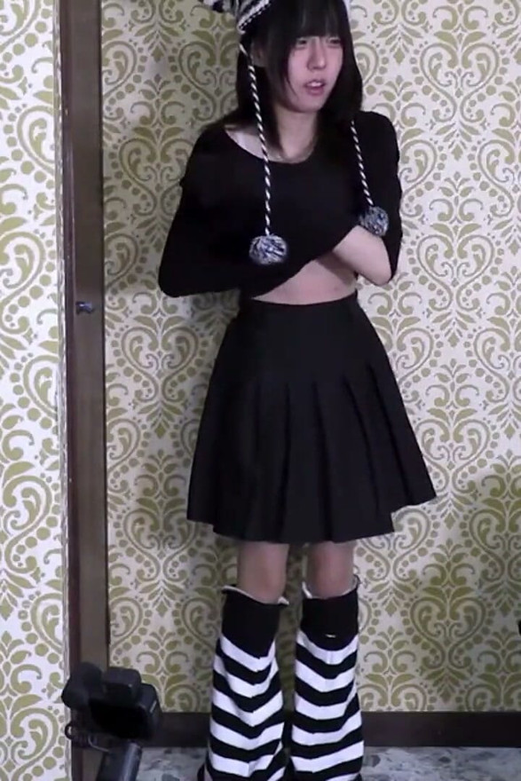 First-ever Shoot of a Slender Cosplayer