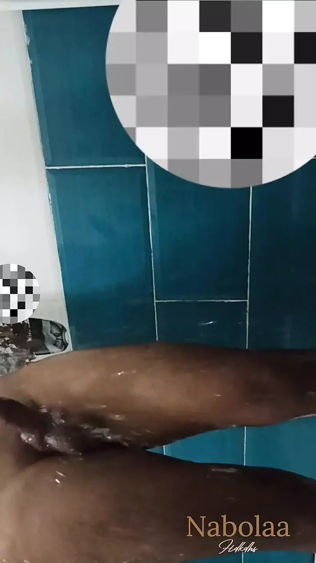 Nabolaa At my arab friend's bathroom