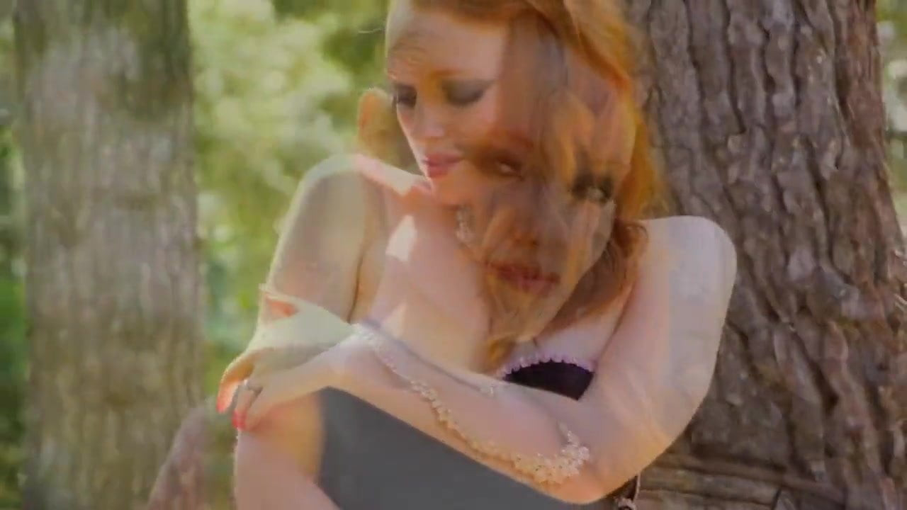 Kloe Kane - Into the Woods