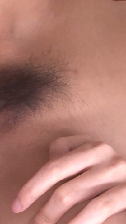 Japon kız öğrenci kıçından bir sürü oyuncaklar ile ilk anal üçlü var | Klip 3