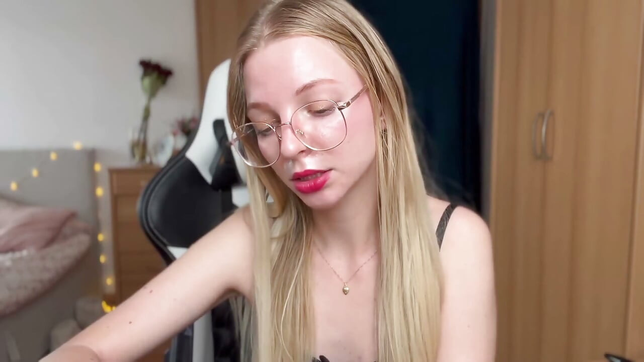 Asmr - cita con terapeuta dominadora