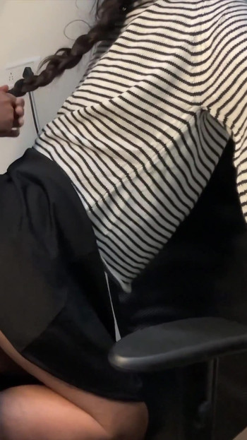 Horny Employees Fucking!!