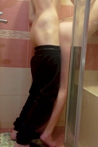 My dorm roommate came to wash while I was shaving