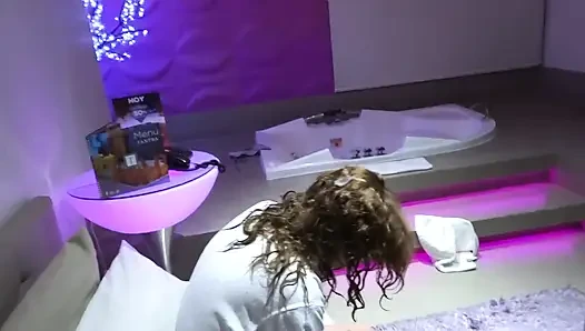 Video lengkap - istri ngentot sama sahabat suamiku di motel untuk pertama kali