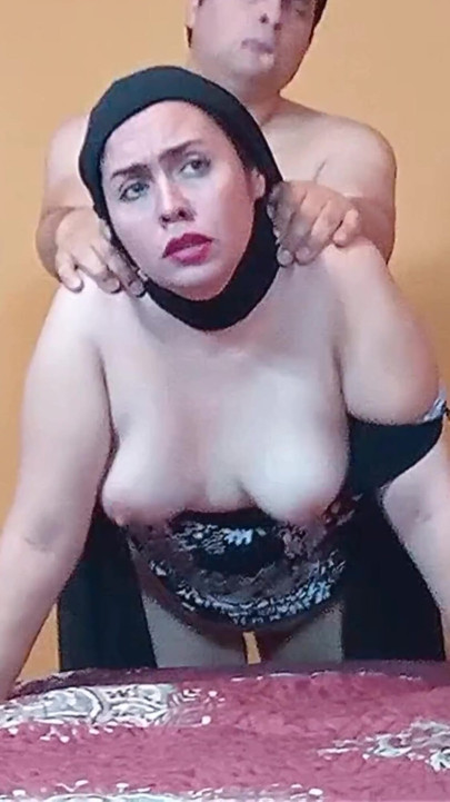 Woman in hijab fucked in doggy style | Clip 2