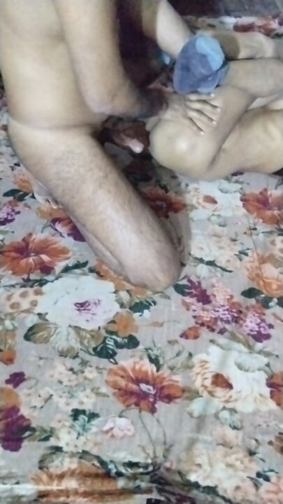 Desi wife sharing with milk man