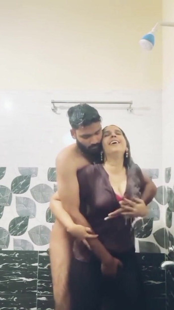 Zapanjujući trenutak iz "Zašto si pozvao ženu svog prijatelja u kupaonicu i skinuo je golu?"