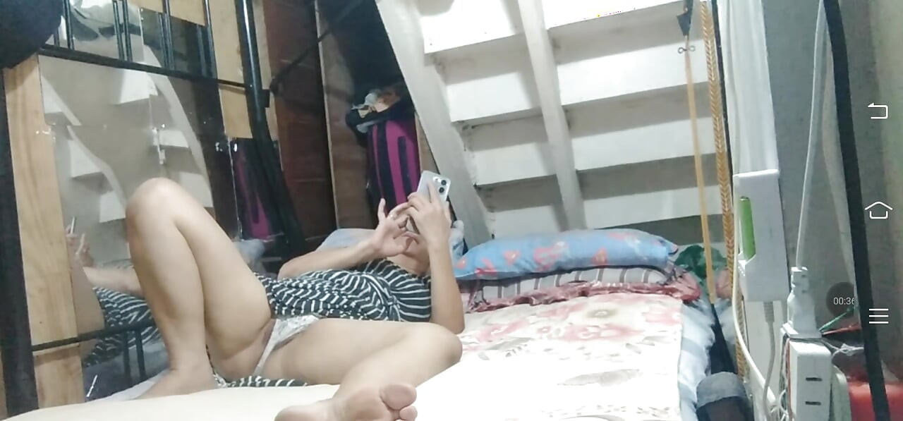 Comendo muito sua buceta molhada tão gostosa até ela gozar
