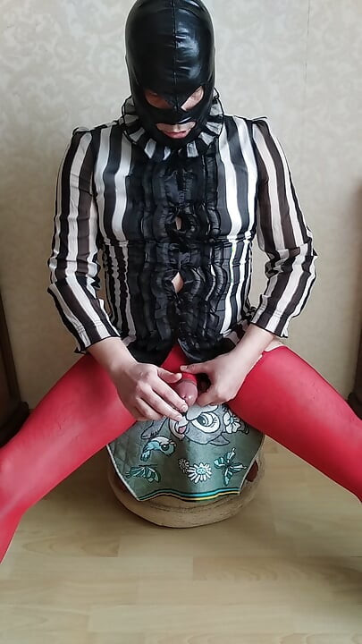Sissy teacher peehole sounding lesson 2
