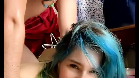 18-летний против 31-летнего. Я проиграл и так быстро кончил!!