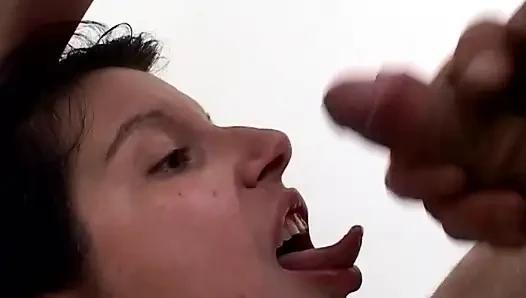 Chubby woman banged hard and sprayed in mouth