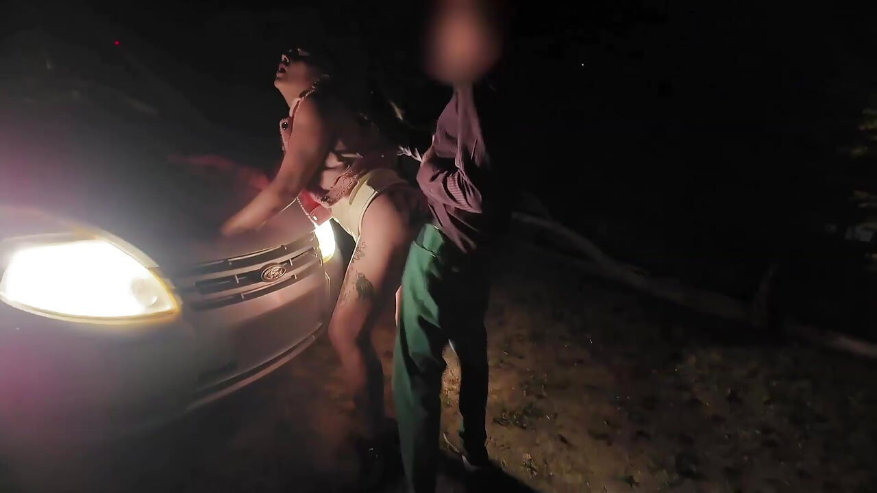 Moja piękna żona uprawia seks z Tinderem - Dogging -
