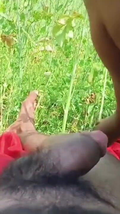 Indian village hot girl gets in the jungle until viral mms 18+ | Clip 1