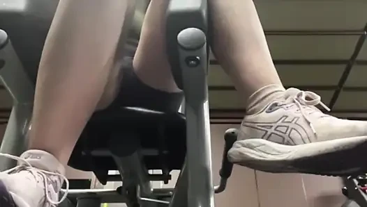 Public fucking in the gym jucielussie
