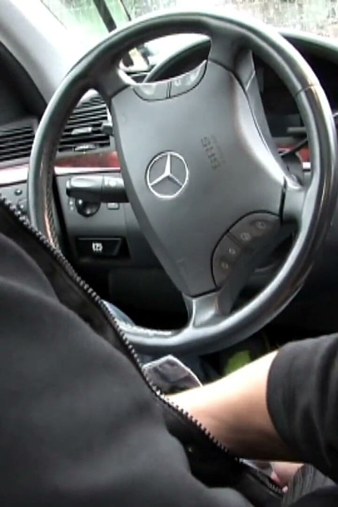 Julias Fuck in the Car While Cuckold Is Not There