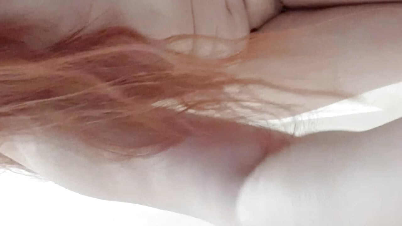 Ruiva milf esguicha no chuveiro