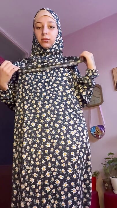 Muslim Striptease