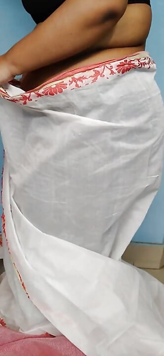 Hindi Hot Stepmom Saree Open Video Hot