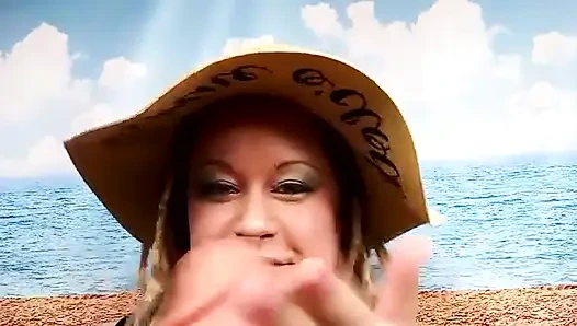 Kadın kılıklı kadın gerçek erkeklerin büyük şişman sulu yarakları var